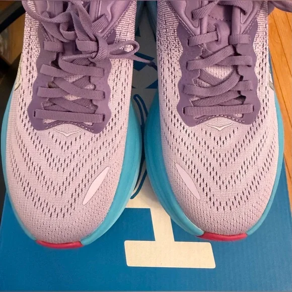 Hoka Bondi 8 Women Violet/Blue Running Shoes  7.5B WBDNI8 - Picture 3 of 12